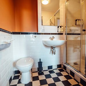 Classic Quadruple Room